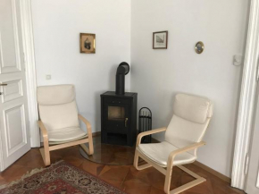 Отель 88m² großes Apartment im 1. Stock  Вена